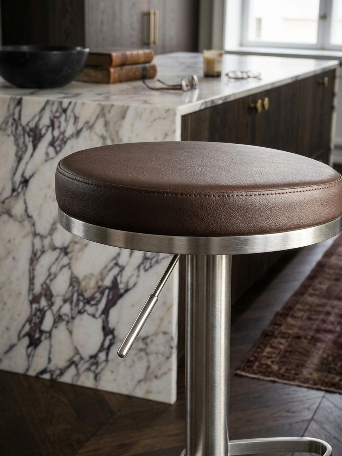 BARHOCKER Höhenverstellbar Gepolstert Triangel-Fußablage ELBE, Braun 38x38x82 cm - Silberfarben/Braun, Kunststoff/Textil (38/82/38cm) - KADIMA DESIGN