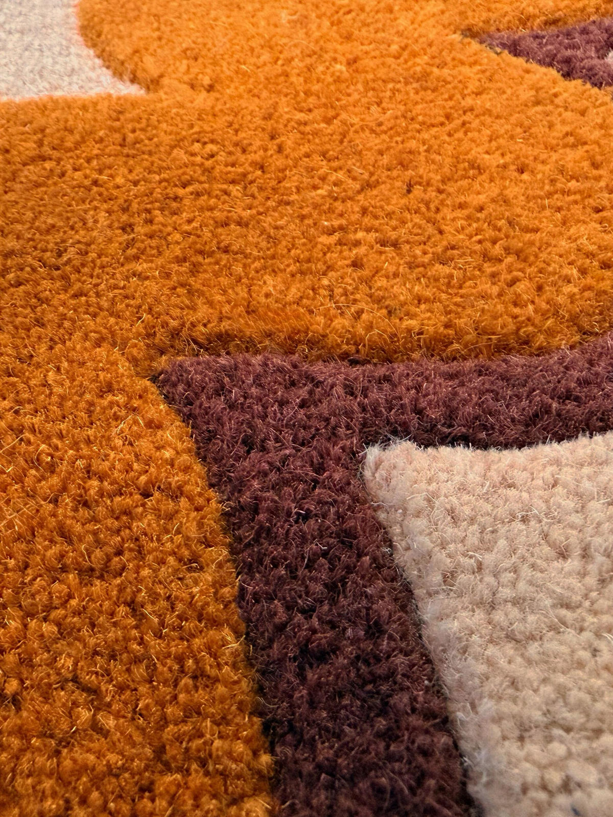TEPPICH aus Wolle, handgetuftet, WAVENEY, in Orange, Zickzack-Wellenbordüre, 140 x 200 cm - Orange, Textil (140/200cm) - KADIMA DESIGN