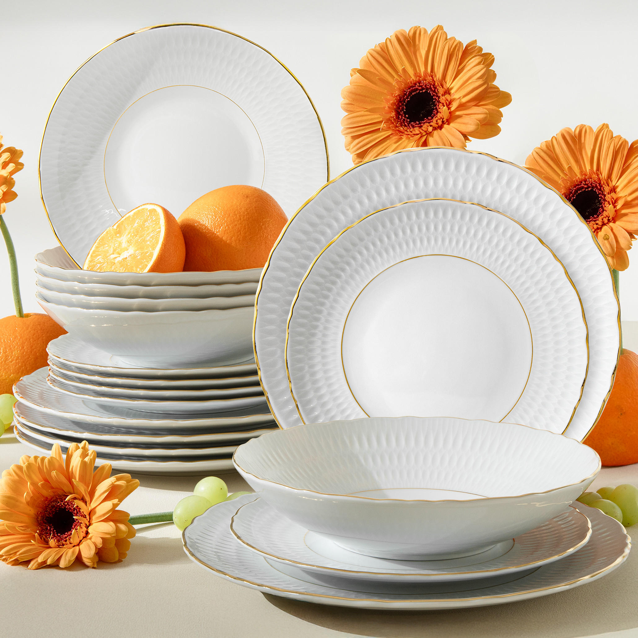 TAFELSERVICE 6 Personen CMIELOW SOFIA GOLD 18-tlg aus Porzellan - Weiß, Keramik (26/2/26cm) - KONSIMO®