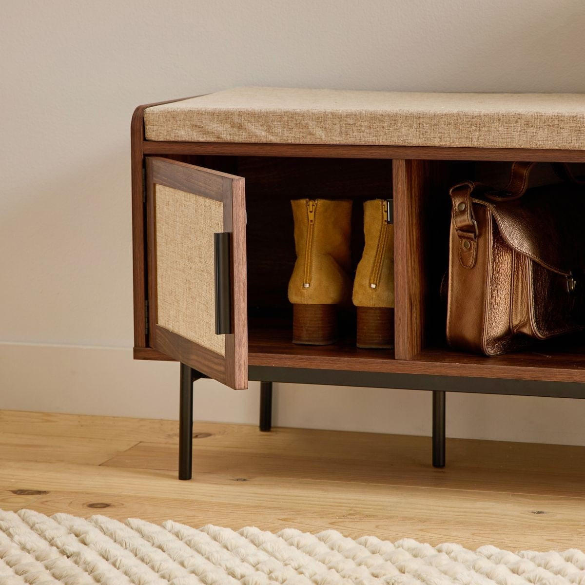 SCHUHBANK Nussbaumdekor 3 Fächer 1 Tür - jetson 100/35/45,5 cm - Nussbaumfarben, Holzwerkstoff (35/45.5/43cm) - Calicosy