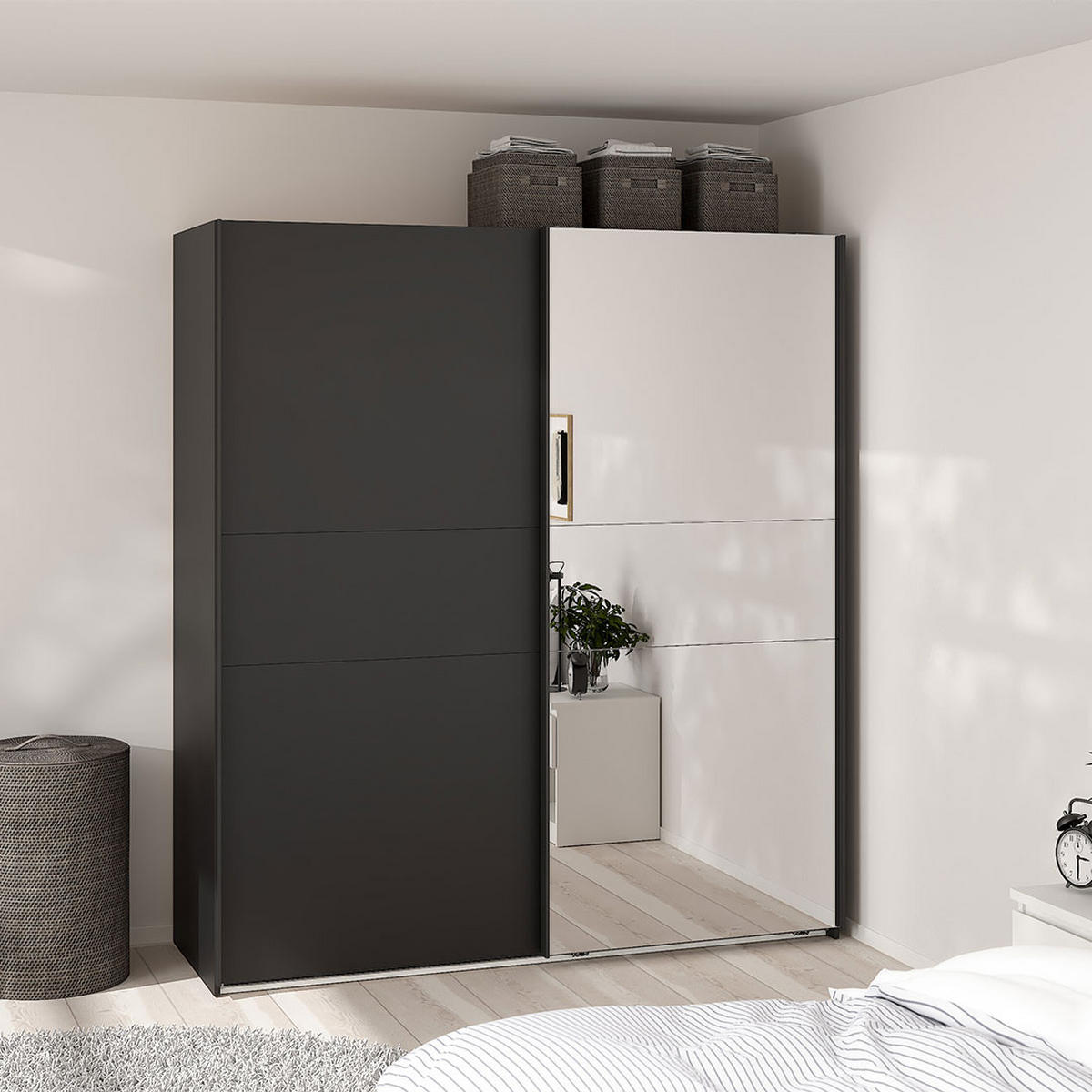 SCHIEBETÜRENSCHRANK, Como, Schwarz, Holzwerkstoff, 179 x 67 x 201 cm - Schwarz, Holzwerkstoff (179/201/67cm) - ebuy24
