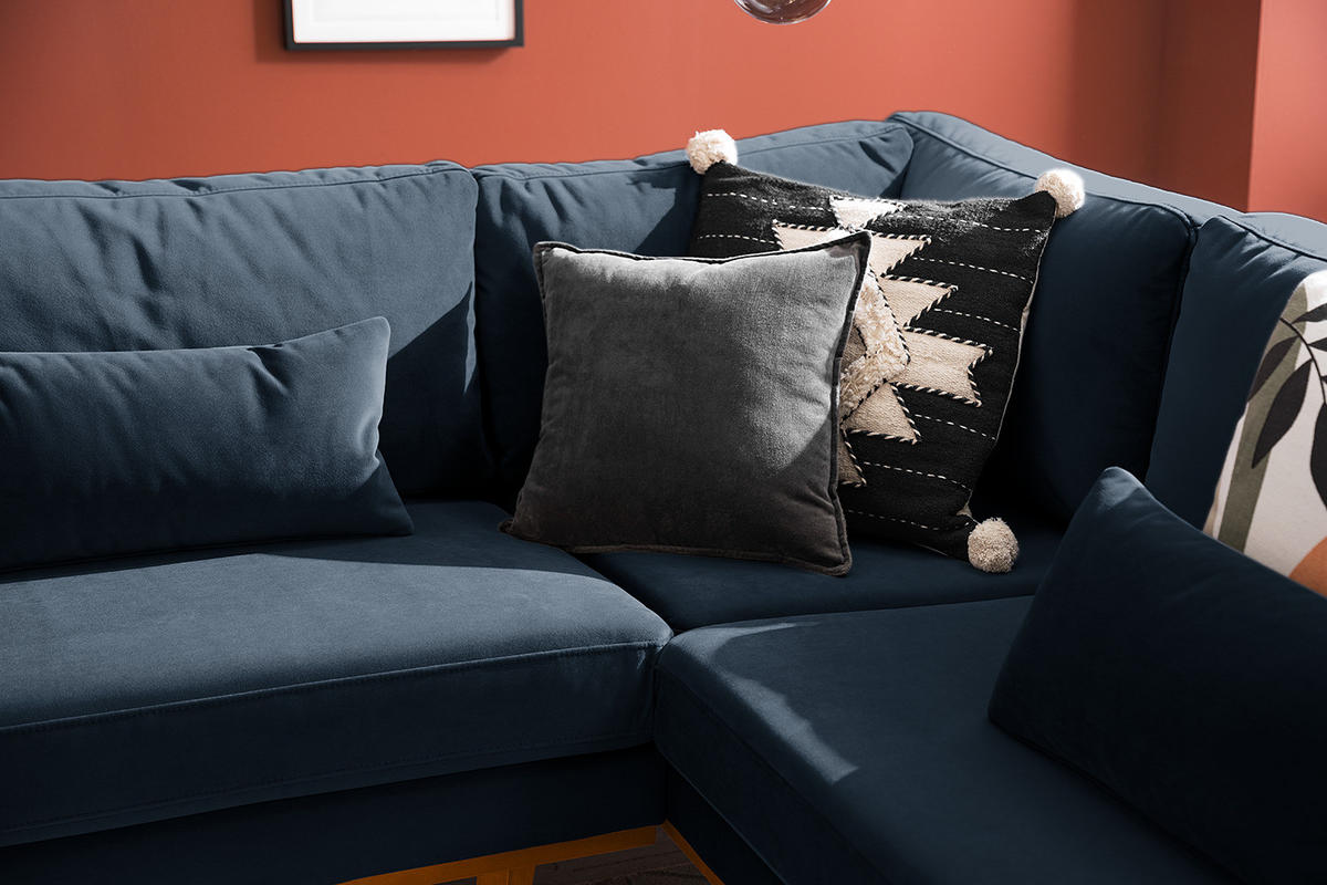 ECKSOFA mit Ottomane - Buchefarben/Dunkelblau, Buchenholz/Textil (287/219cm) - home24