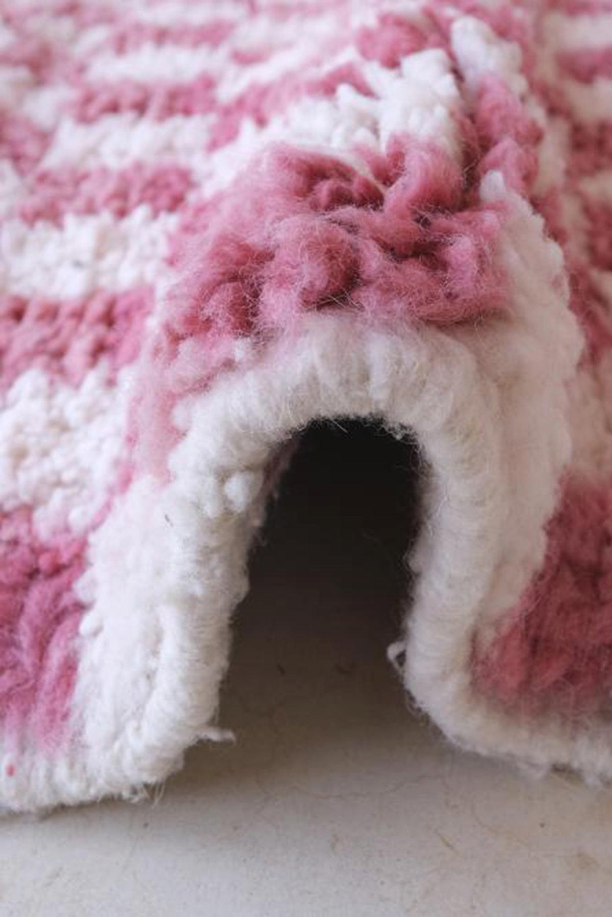 BERBERTEPPICH aus Marokko aus Wolle kariert rosa - Pink, Naturmaterialien (232/300cm) - AFK Living