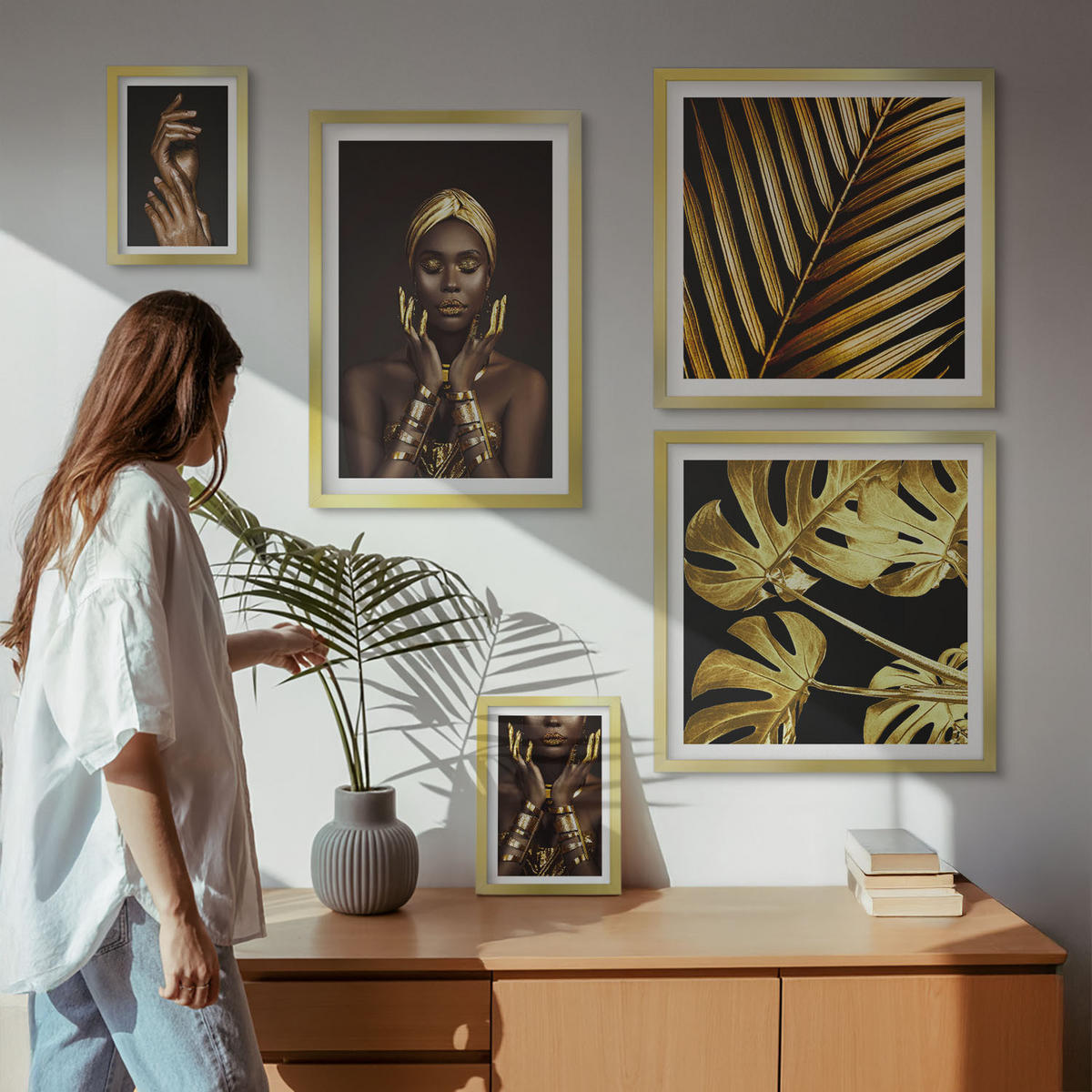 WANDBILDER 5er Set - 50x50 cm & 20x30 cm & 40x60 cm Goldrahmen - Künstlerische Porträts von Frauen - Goldfarben, Kunststoff (40/60cm) - ArtPrintCave