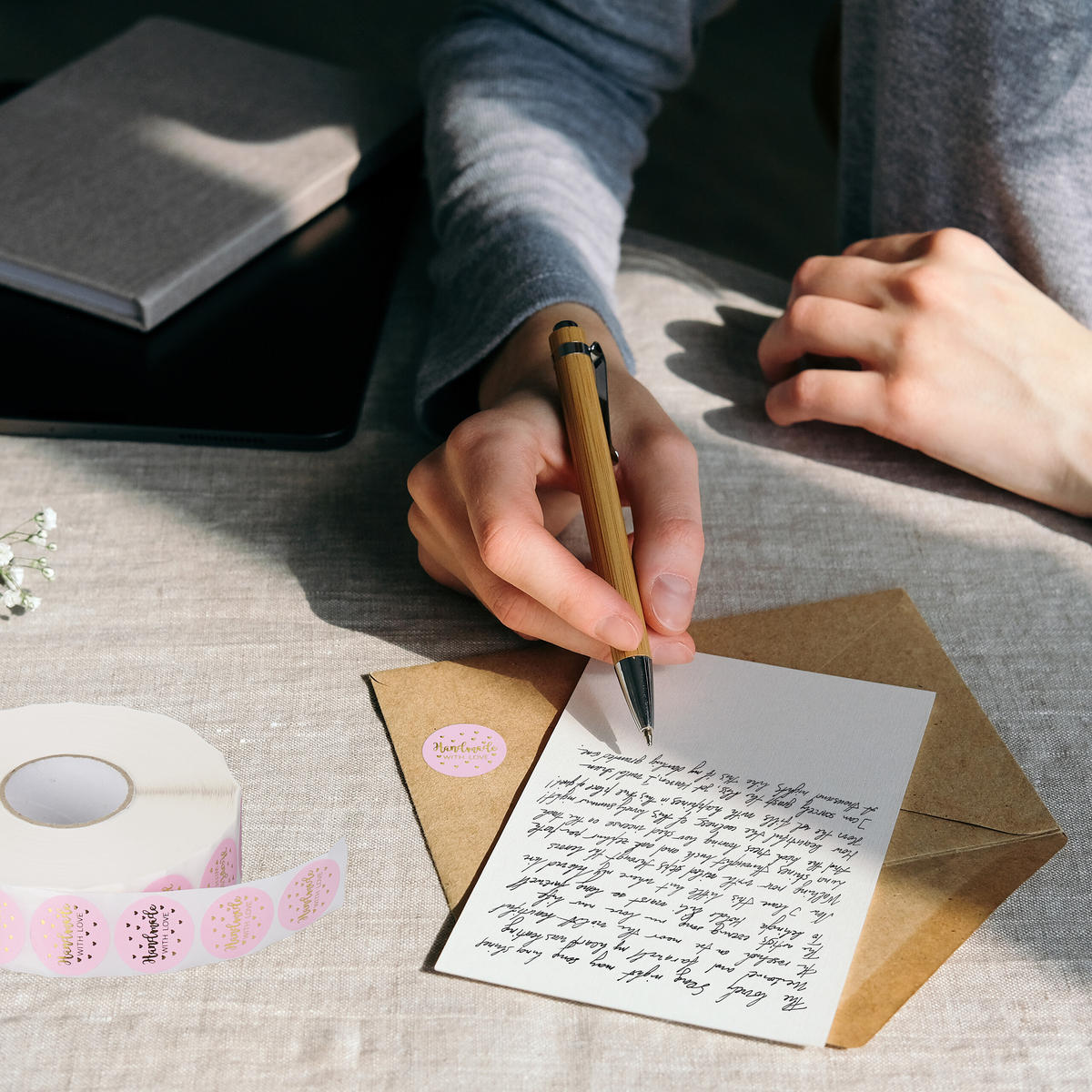 2500XAUFKLEBER - Rosa, Papier/Kunststoff (11/3/11cm) - Relaxdays