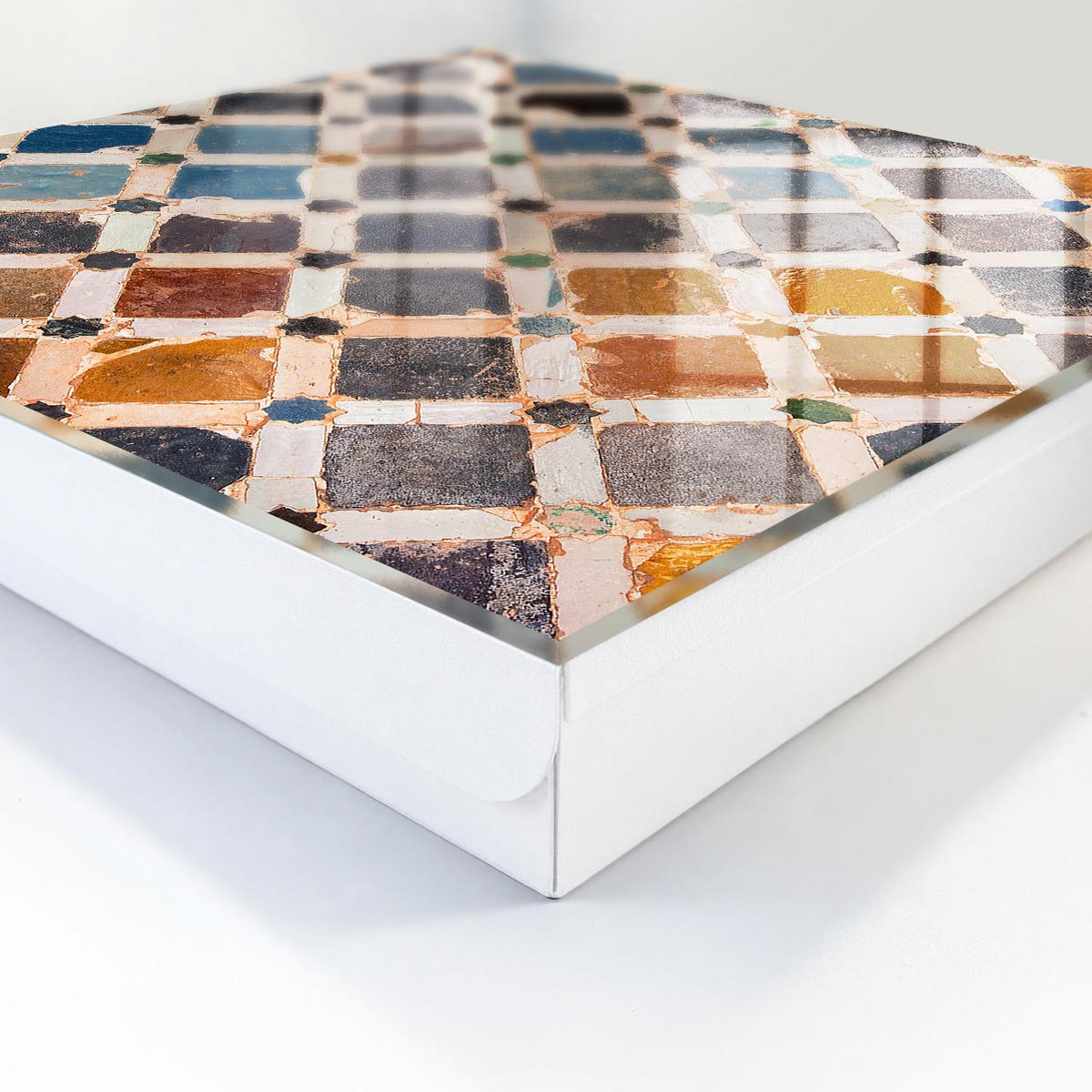 SCHLÜSSELBOX Weiß 30x30 cm – Türöffnung nach rechts - Farbenfrohes Mosaik - Blau, Metall (30/30/5cm) - TULUP
