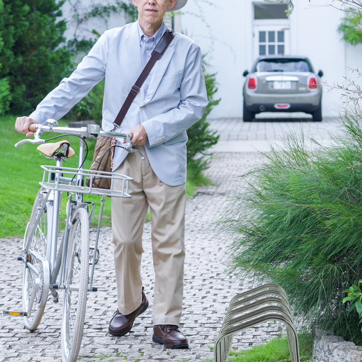 FAHRRADSTÄNDER Silber verzinkter Stahl für 5 Fahrräder - Silberfarben, Metall (136/26/33.5cm) - Relaxdays