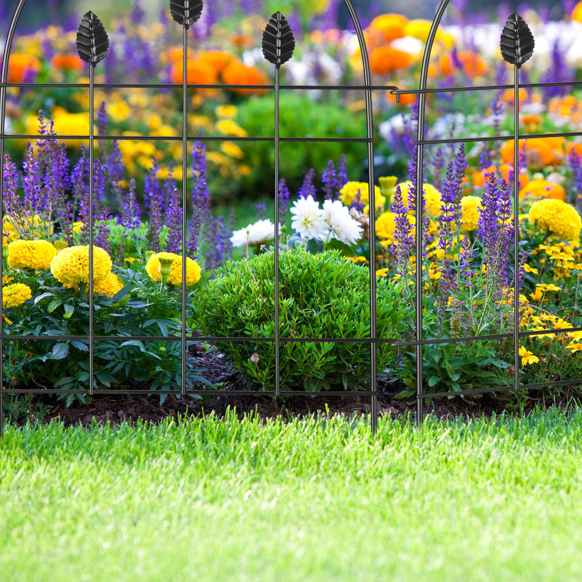 6XBEETZAUN - Schwarz, Metall (42/74/1.5cm) - Relaxdays