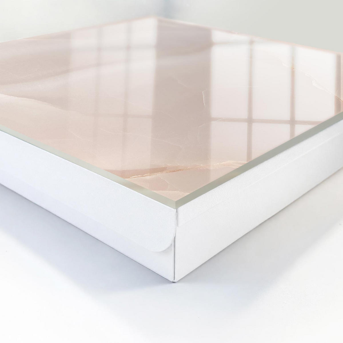 SCHLÜSSELBOX Weiß 30x30 cm – Türöffnung nach rechts - Elegante Textur - Beige, Metall (30/30/5cm) - TULUP
