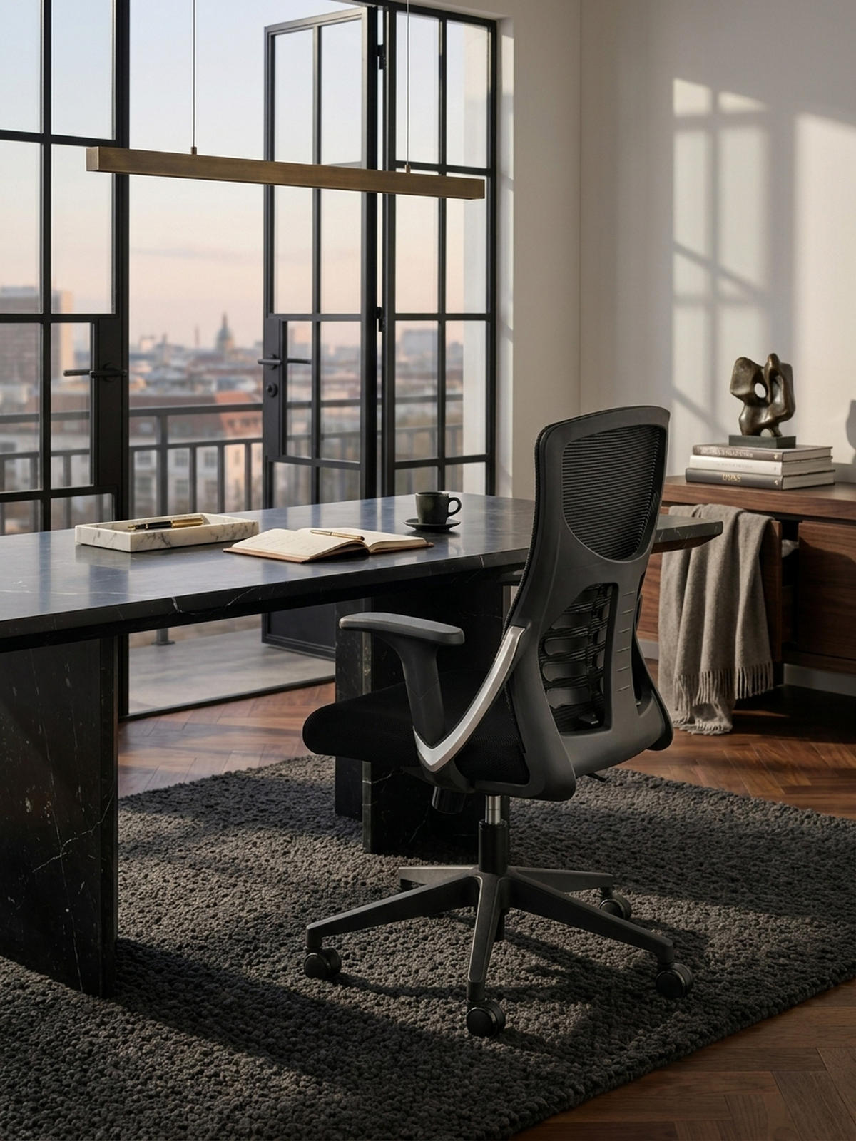 BÜRODREHSTUHL Schwarz Mesh mit Wippmechanik, 4-fach Lordosenstütze und Höhenverstellung ATLAS - Schwarz, Kunststoff/Textil (65/104/65cm) - KADIMA DESIGN