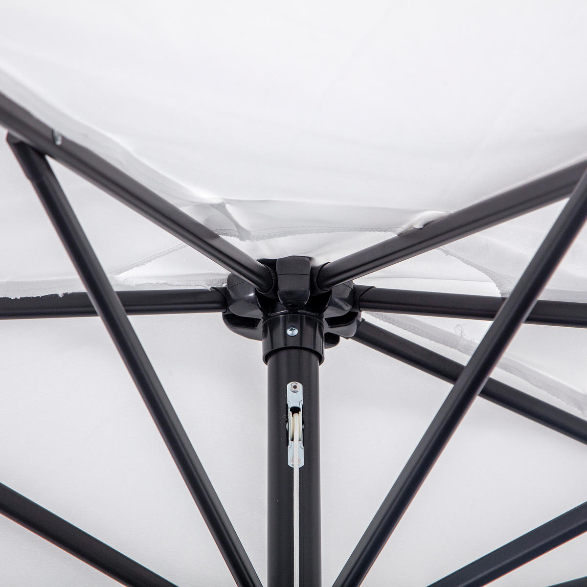 SONNENSCHIRM DE-11422 für Balkon, mit Kurbel, 5 Streben Creme - Weiß, Metall (135/260cm) - ComfortXL