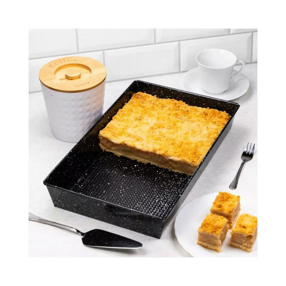 BACKFORM Schwarz 36/24/6 cm 45250 - Schwarz, Metall (24/6/36cm) - Kinghoff 