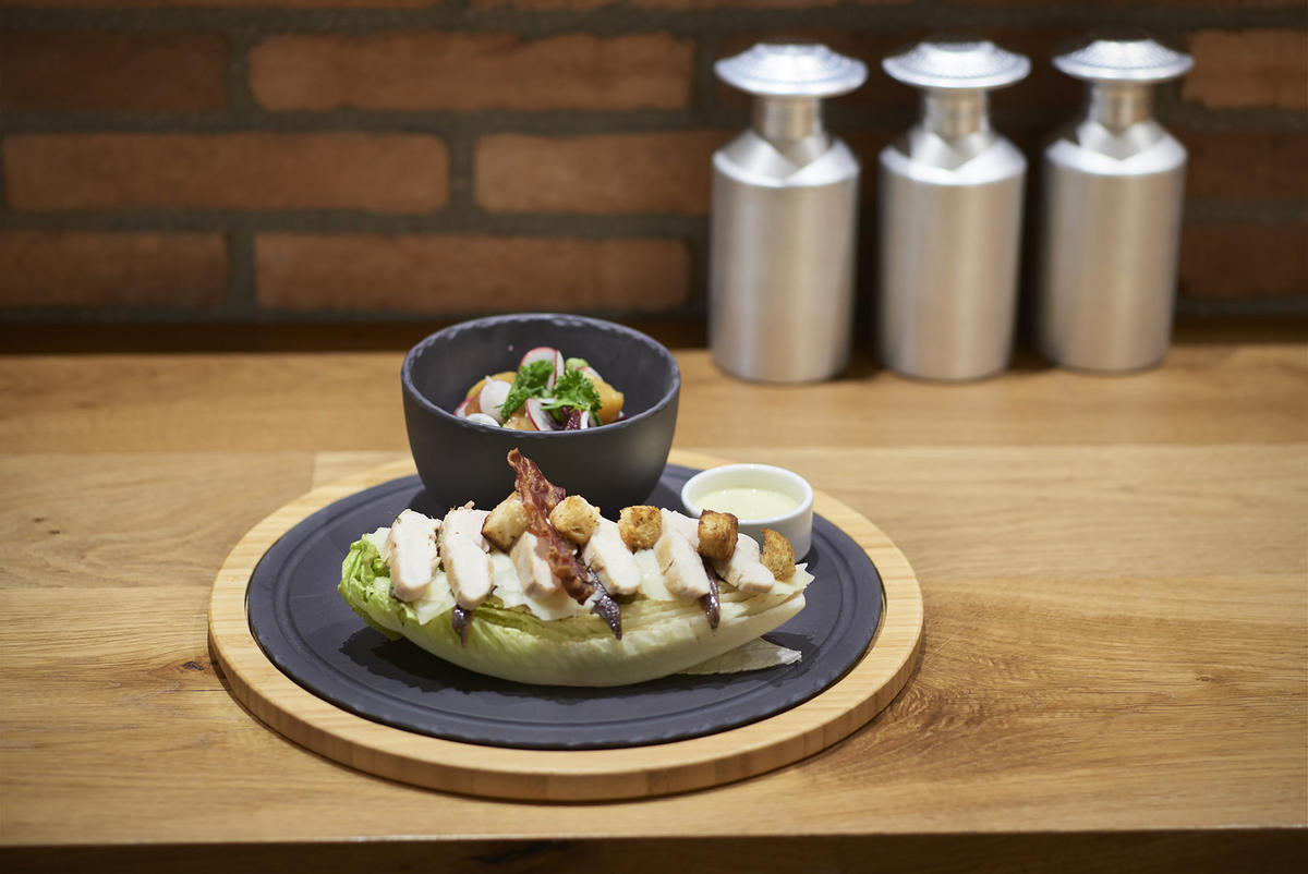 BAMBUS HOLZTABLETT rund 34 cm FÜR TELLER/ STEAKTELLER 30 cm - Braun, Keramik (34cm) - Revol Porcelaine France