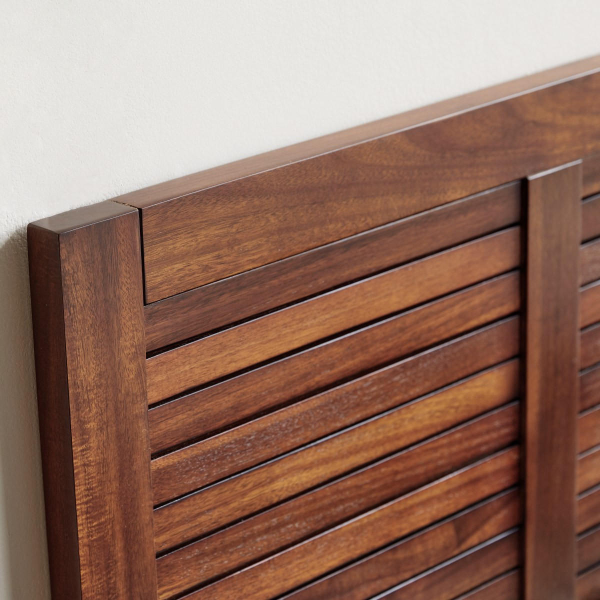 KOPFTEIL Loggia Braun aus Akazie - Braun, Holz (180/100/3cm) - Tikamoon