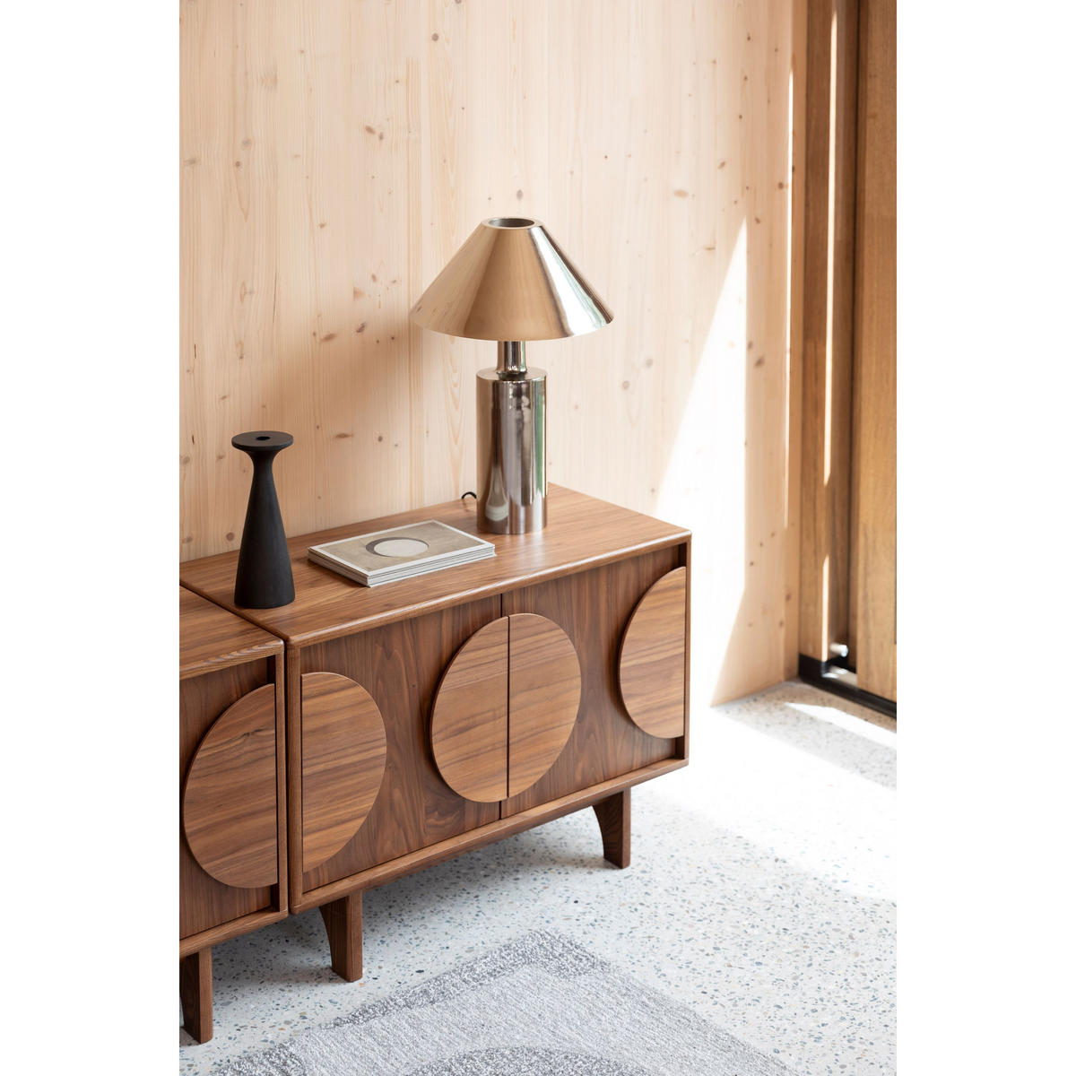 SIDEBOARD Groove mit 2 Türen Walnussholz - Braun, Holzwerkstoff (82/58/40cm) - Zuiver