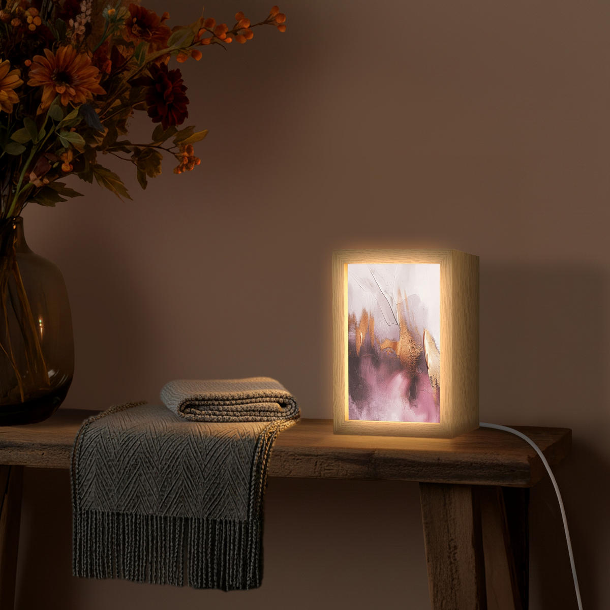 NÁSTĚNNÁ LAMPA Fialová - abstraktní - barva - zlatá 15x20 cm - světle fialová, kompozitní dřevo (15/20/8cm) - OnlyWow