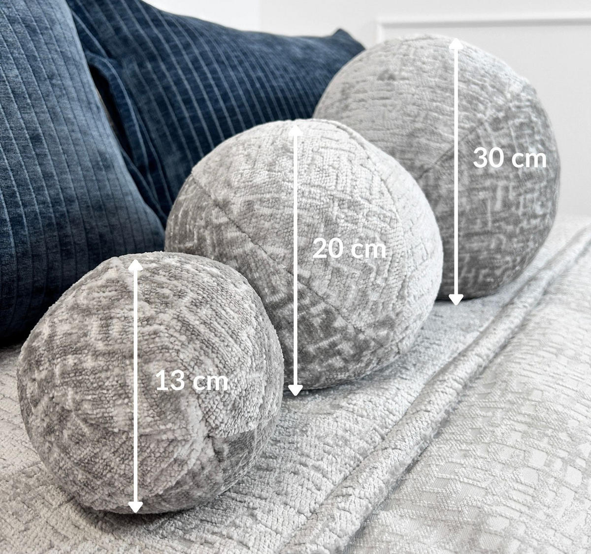 ZIERKISSSEN Happy Pill Grau 13 cm - Grau, Textil (13/13cm) - Maison de Reve