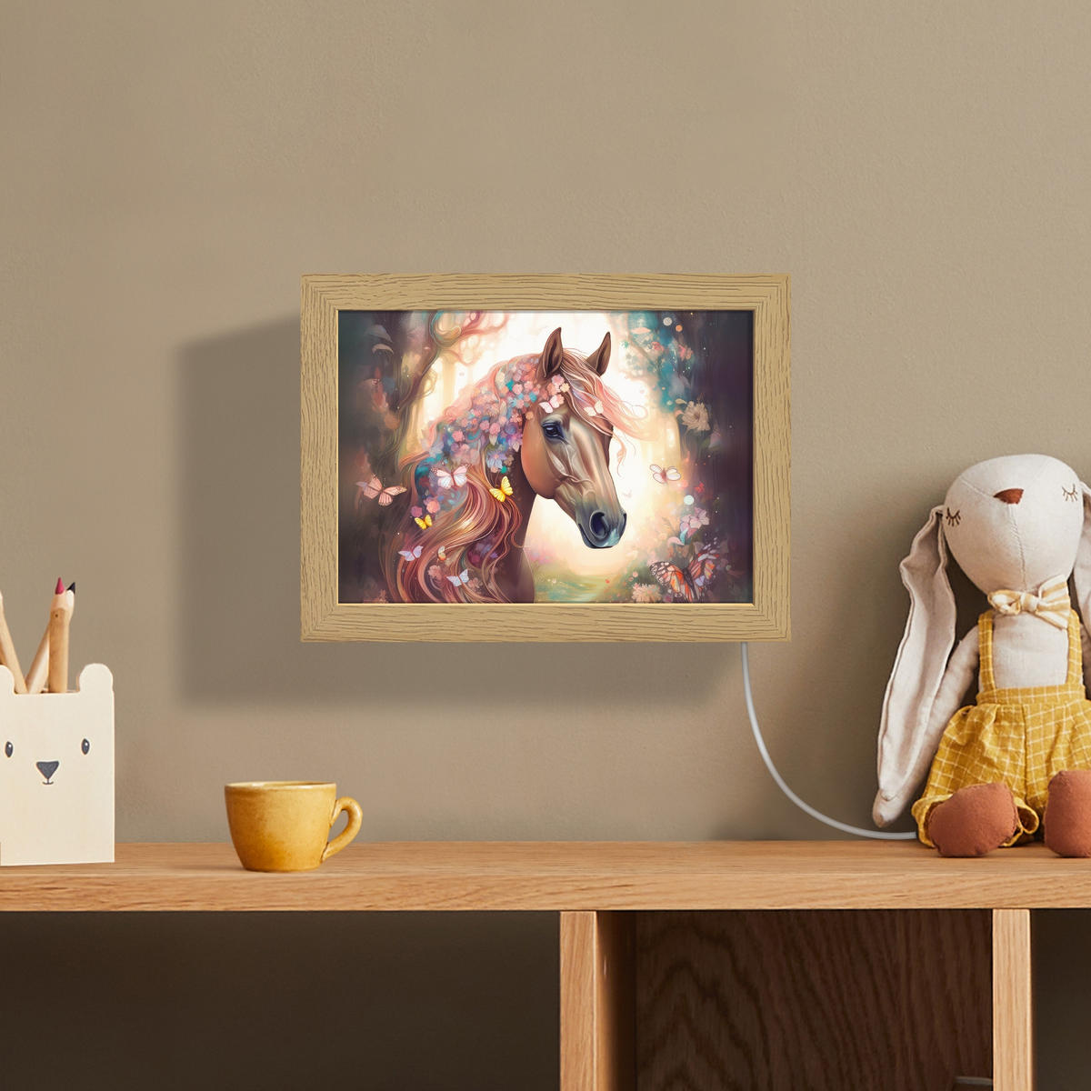 NÁSTĚNNÁ LAMPA Kůň - Příroda - Květiny - Motýli - Les 20x15 cm - tmavě hnědá, kompozitní dřevo (20/15/8cm) - OnlyWow