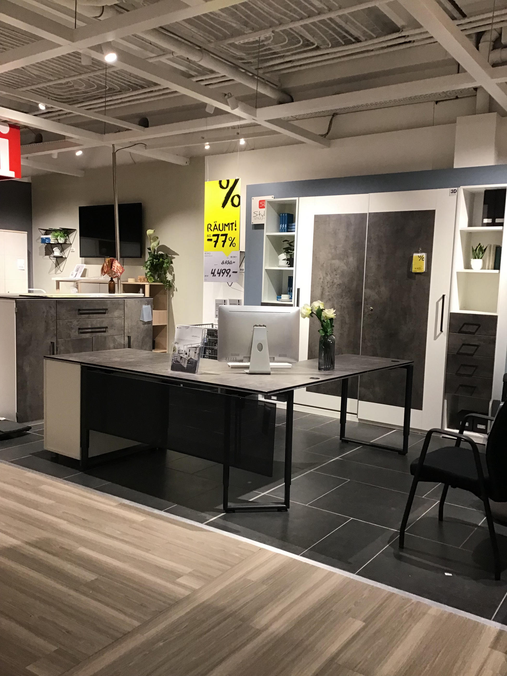 BÜRO OBJEKT PLUS - Moderano