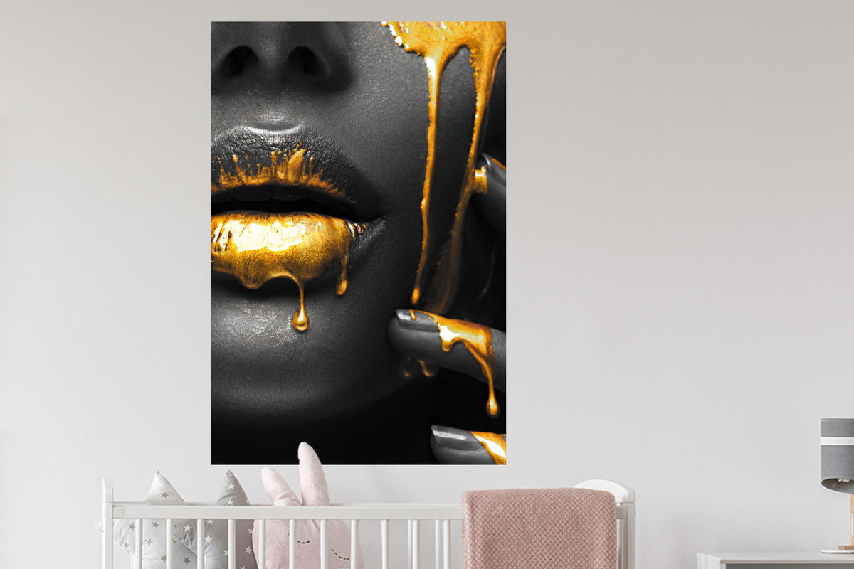 WANDTATTOO Frau - Schwarz - Gold - Gesicht - Lippen 80x120 cm - Goldfarben, Kunststoff (80/120/0.1cm) - MuchoWow