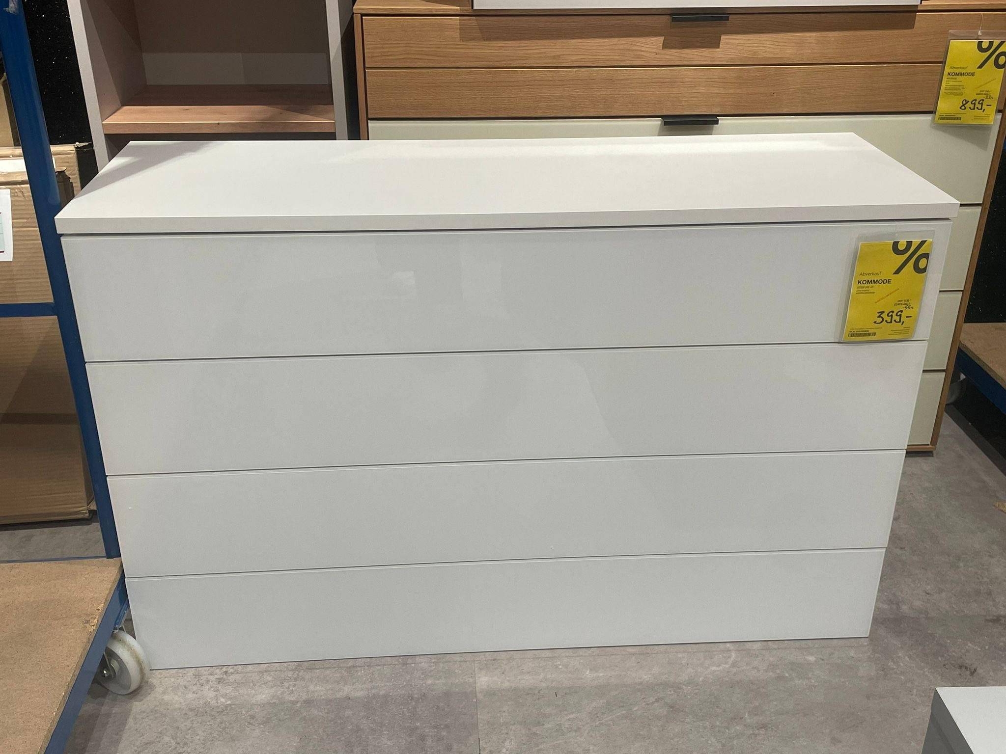 KOMMODE SYSTEM ONE - Novel