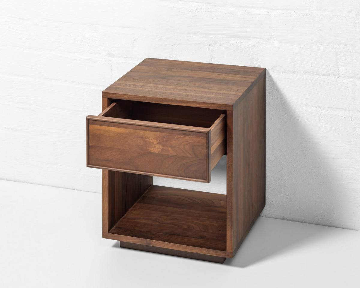 NACHTTISCH Emma 2, Natur massives Walnussholz - Braun, Holz (40/50/38cm) - WOODEK