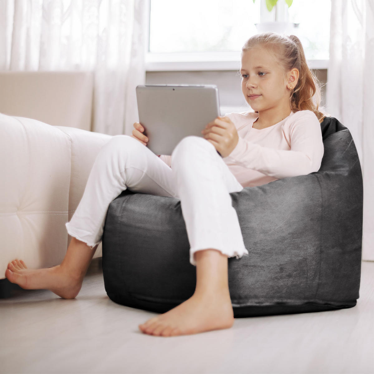SITZSACK MIT FUßSTÜTZE Samtstoff 2-tlg Dark Shadow S - Dunkelgrau, Textil (70/105/70cm) - Dreamroots