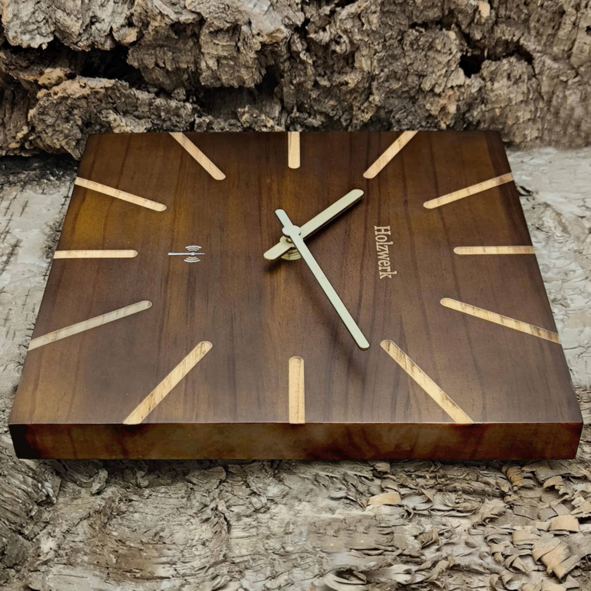 WANDUHR Holz Designer eckige HERZBERG (FUNK) Loft Wand Uhr, braun - Dunkelbraun, Holz/Metall (25/25/2cm) - Holzwerk