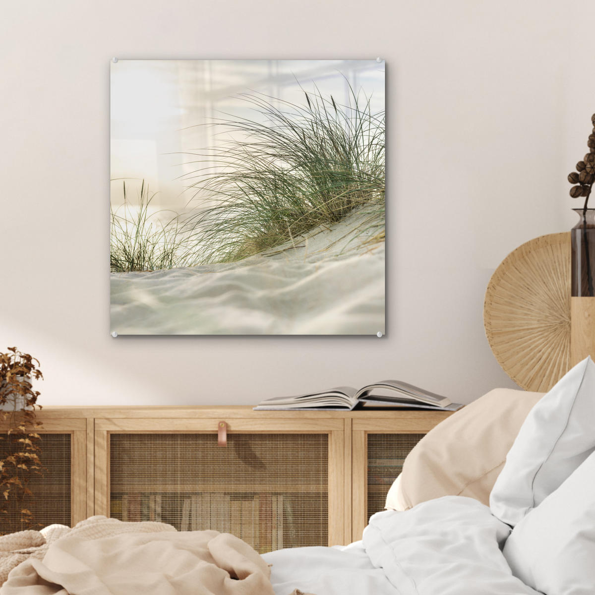 OBRAZ NA AKRYLOVOM SKLE Duny s marramovou trávou pod slnkom nemeckého národného parku Schleswig-Holsteinisches Wattenmeer 50x50 cm - krémová, sklo (50/50cm) - MuchoWow