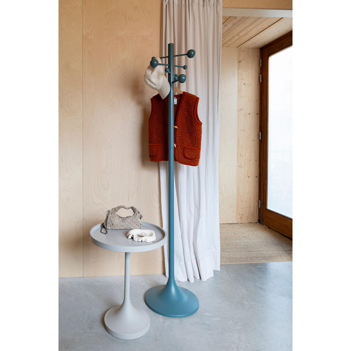 GARDEROBESTÄNDER Jason Blau - Blau, Holz (36/174.5/174.5cm) - Zuiver
