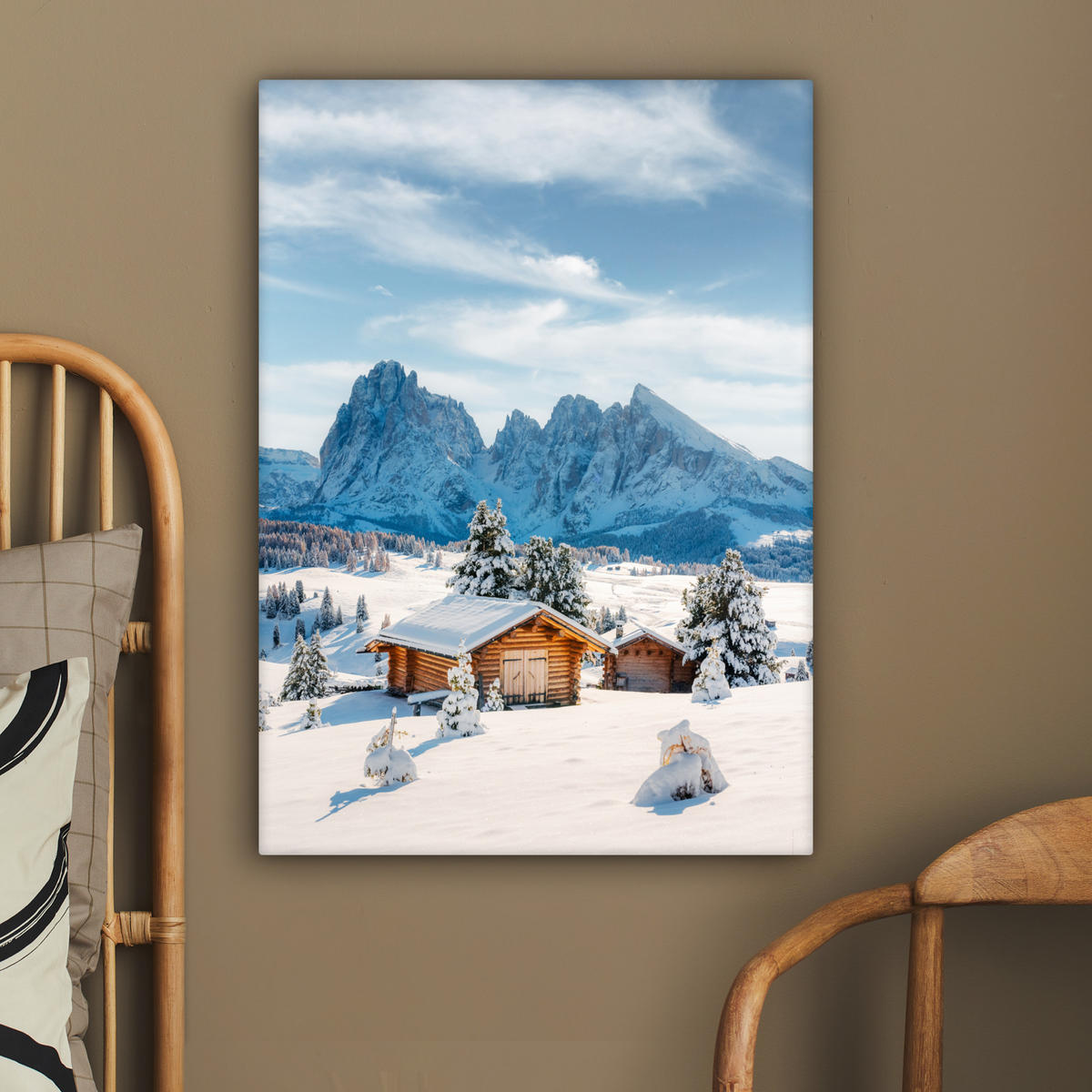 LEINWANDBILD Winter - Hütte - Berge - Aussicht - Schnee 60x80 cm - Eichefarben, Textil (60/80cm) - MuchoWow