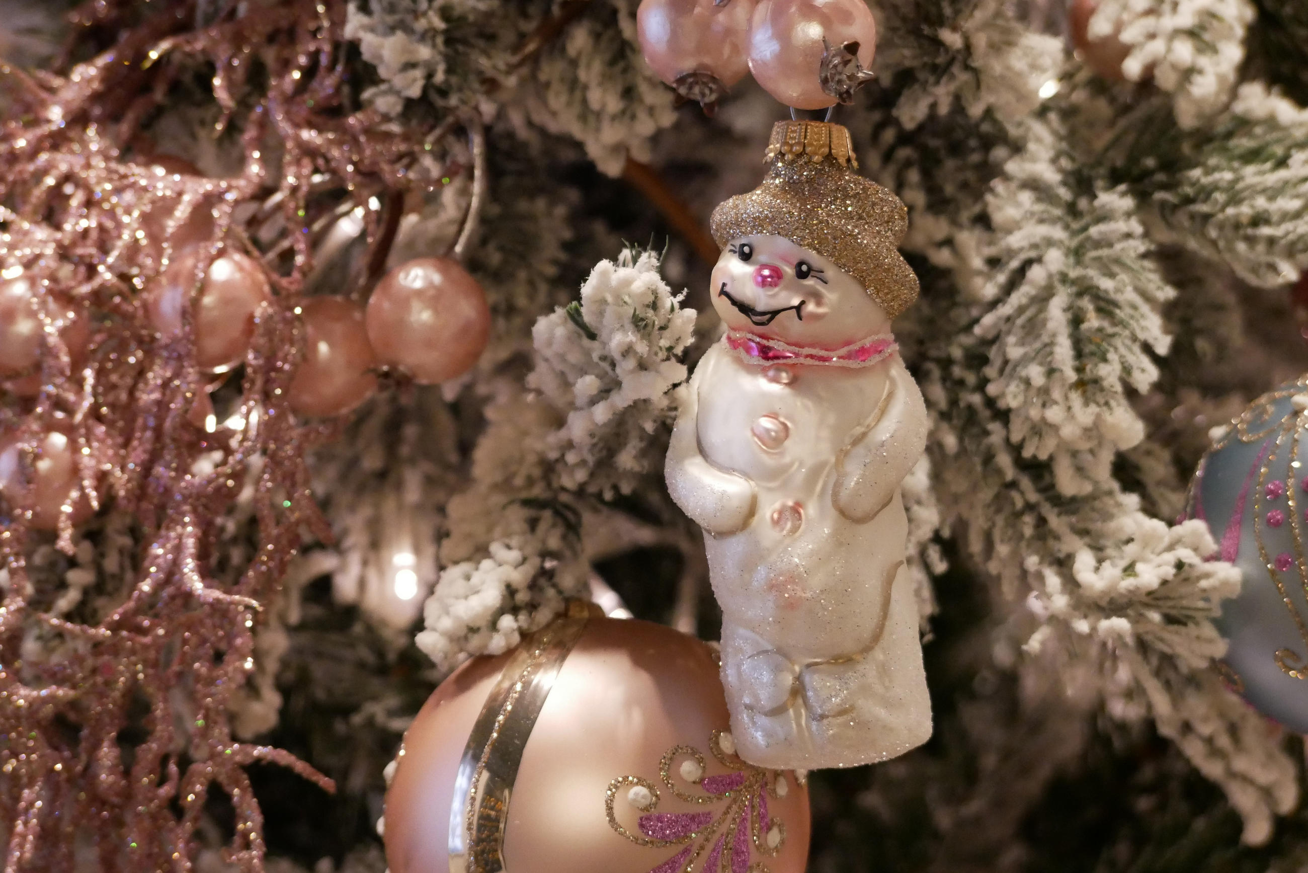 CHRISTBAUMSCHMUCK Schneemann Philippe Silberfarbig 12cm (Glas / 1 Stk.) - Silberfarben, Glas (5/12/4cm) - Krebs Glas Lauscha