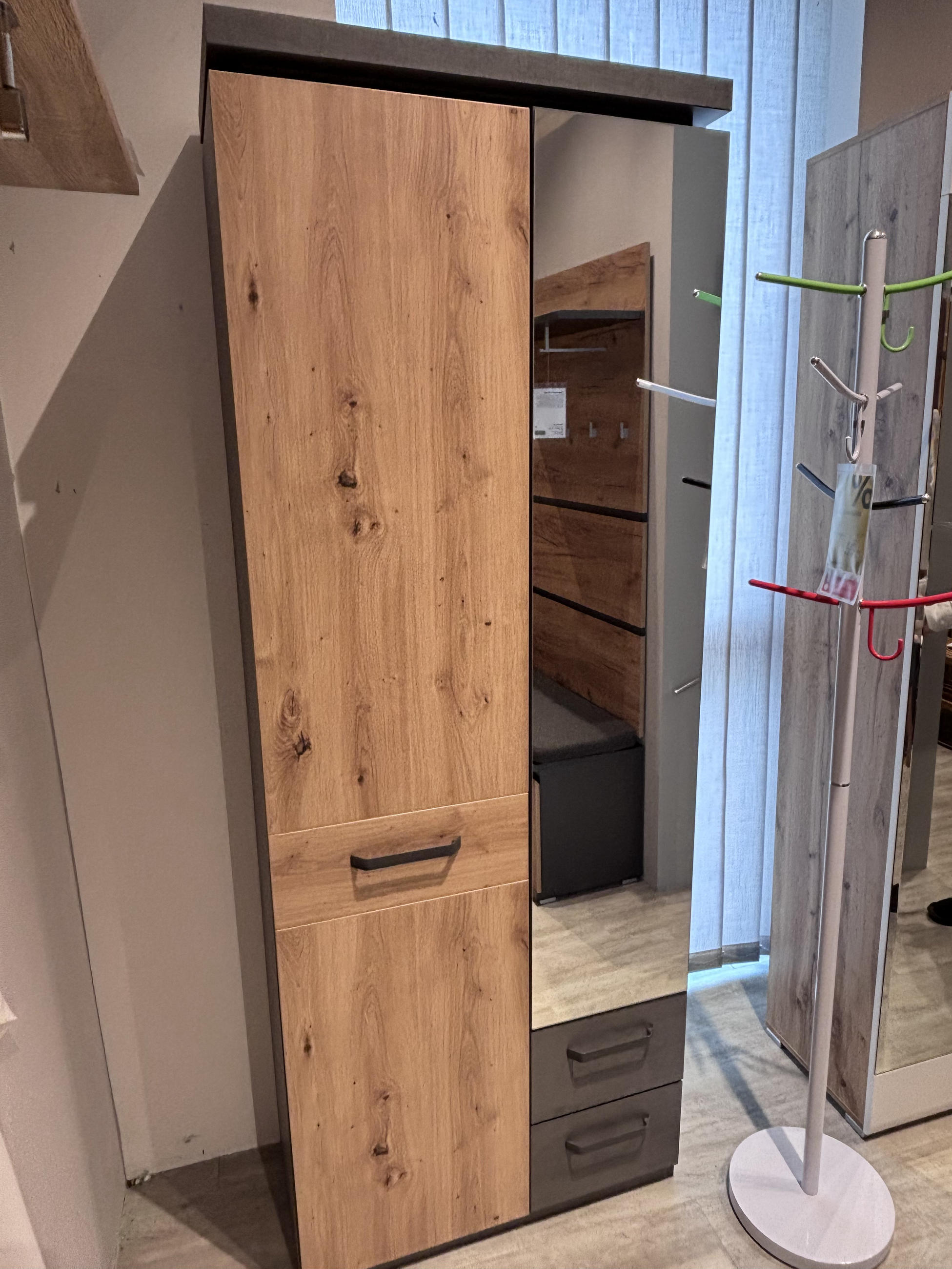 Garderobenschrank - Voleo