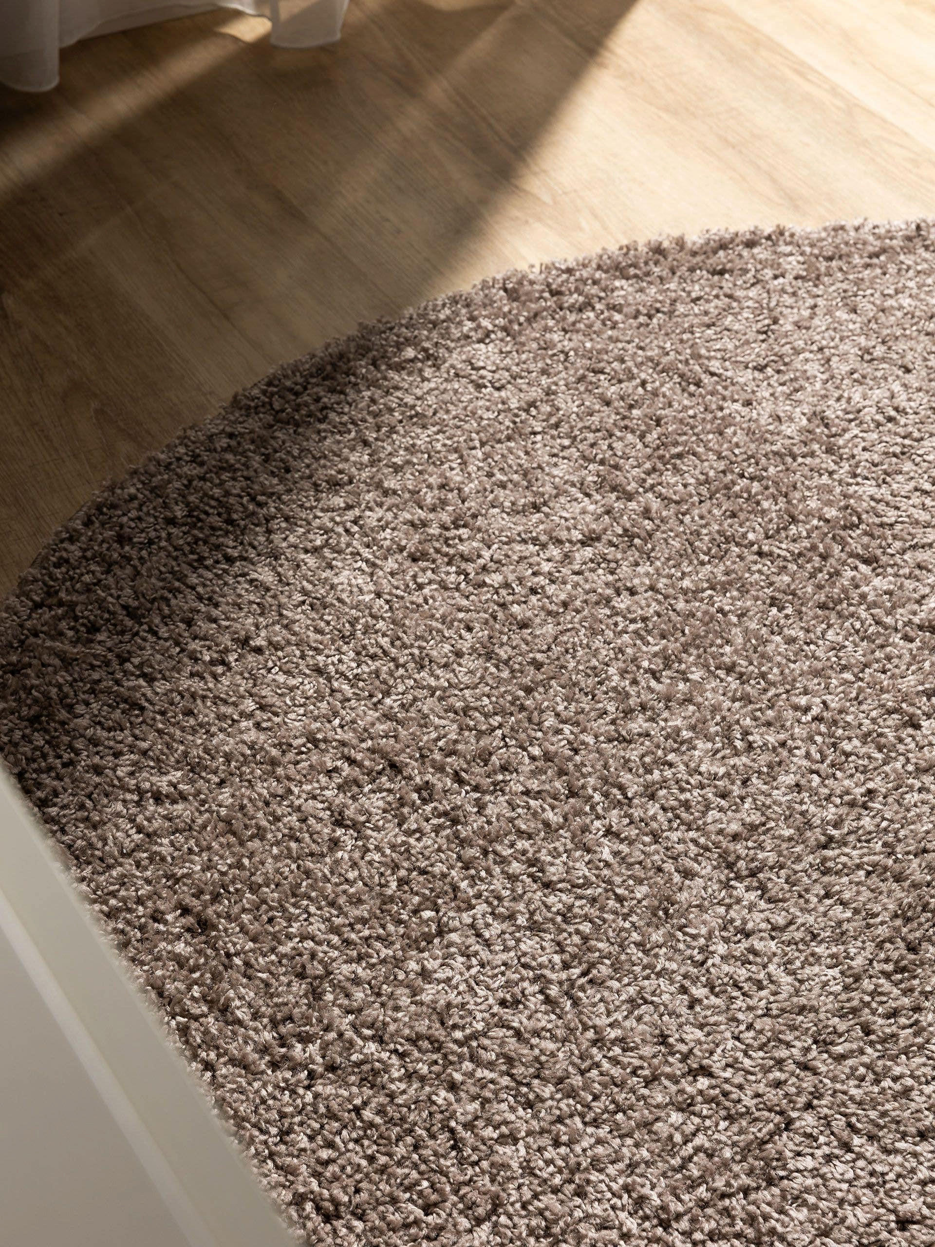 Thumbnail - benuta Hochflorteppich, Taupe, Kunststoff, Rund, 250x250 cm, pflegeleicht, Teppiche & Böden, Teppiche, Hochflorteppiche ...