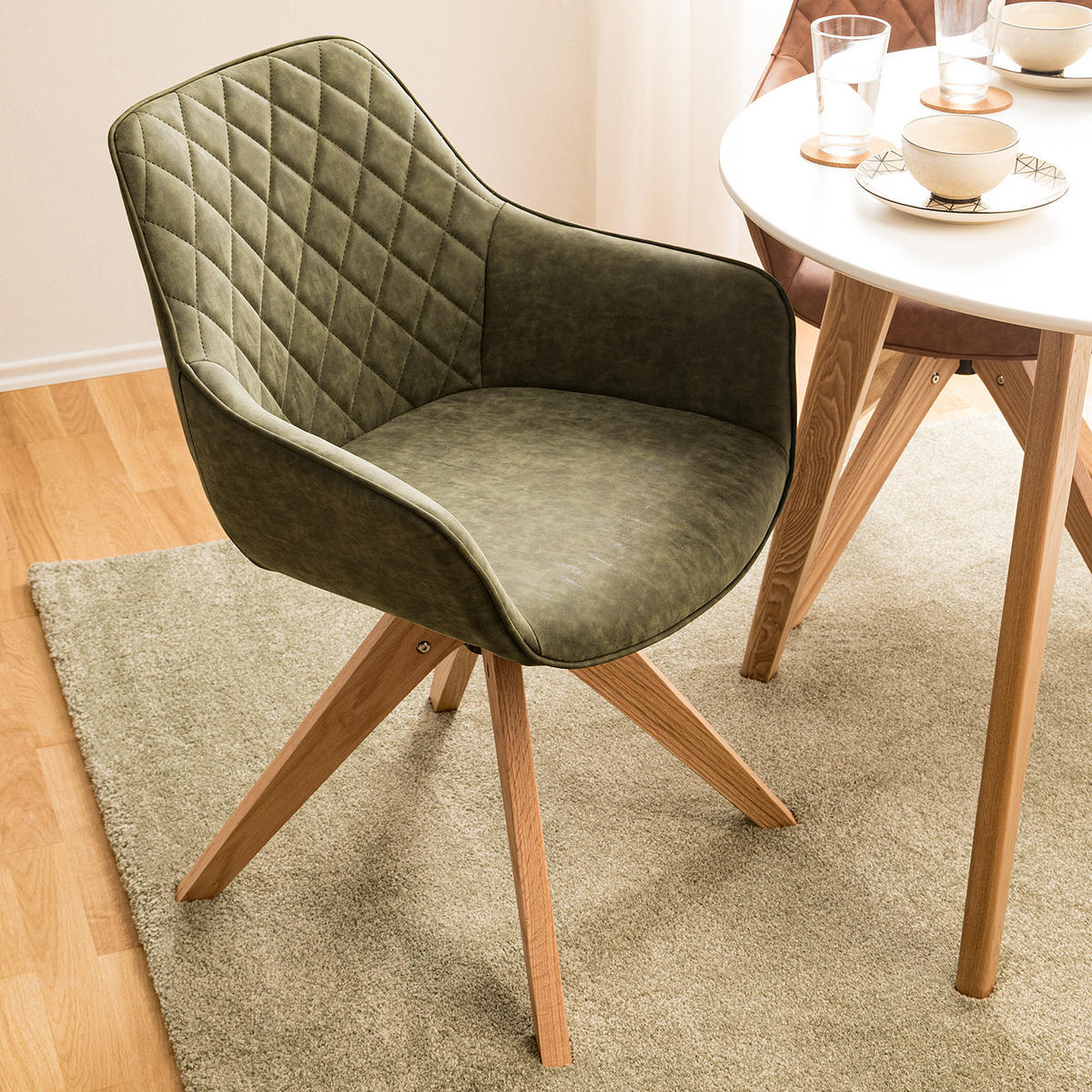 ARMLEHNENSTUHL - Eiche massiv - Eichefarben/Olivgrün, Leder (60/80/62cm) - home24