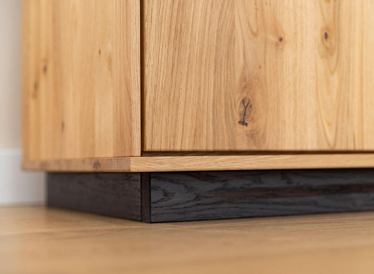 KOMMODE Tirano Eiche Natur 154 / 39 / 84cm - Eichefarben/Schwarz, Holz/Metall (154/84/39cm) - Feldmann-Wohnen