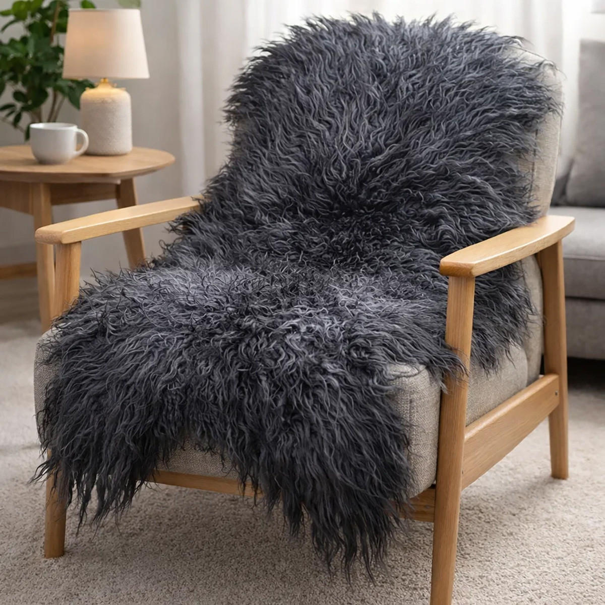 LAMMFELL Island Langhaar natur lockig weich Premium Silber Grau ca. 115 cm - Grau, Fell (65/115cm) - Provellus