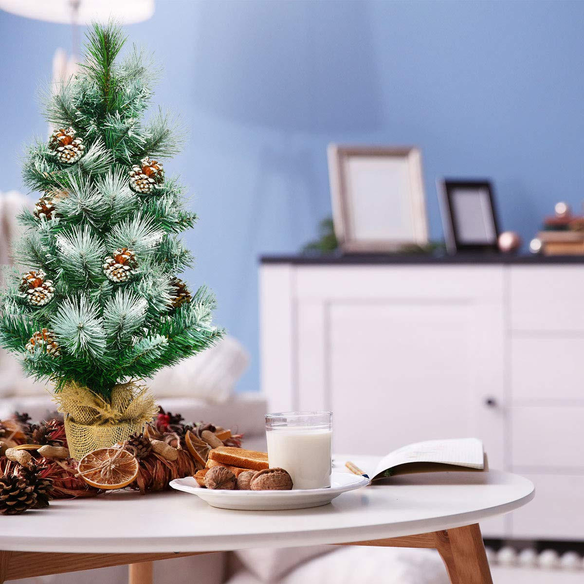 WEIHNACHTSBAUM Mini Tisch Tannenform mit Zementbasis 60 cm grün - Grün, Kunststoff (60cm) - COSTWAY