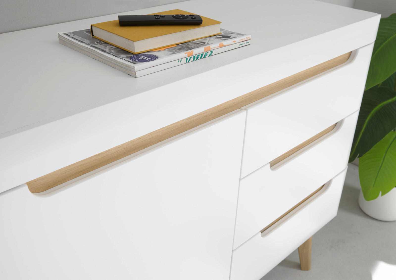 Thumbnail - Furn.Design Sideboard, Weiß, Eiche, Holzwerkstoff, Nachbildung, Echtholz,Eiche, Holz Optik, Uni, 1 Fächer, 3 Schubladen,...