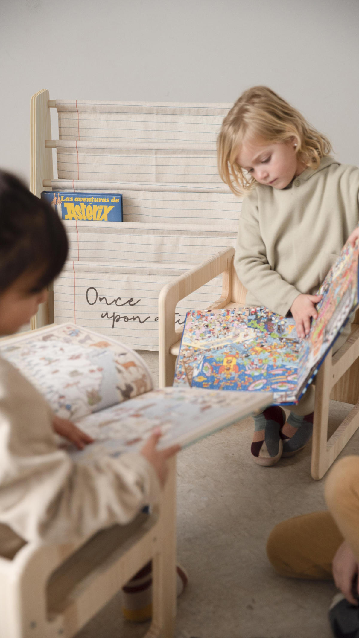 BÜCHERREGAL aus Kiefer-Sperrholz und bedrucktem Onceupon-Textil - Beige, Holz (31/71/61cm) - RNT By Really Nice Things