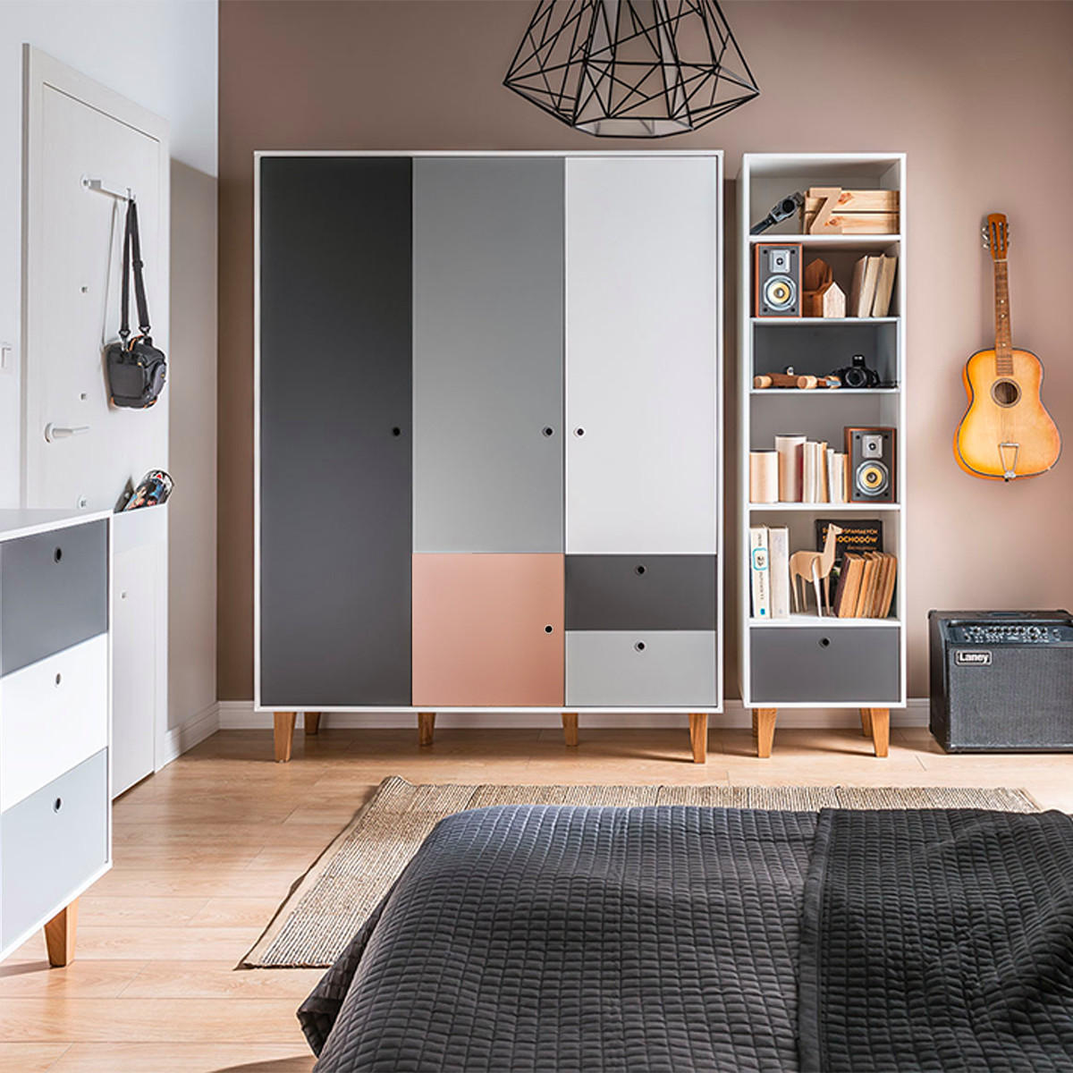 SCHRANK 3 Türen rosa - Pink, Holzwerkstoff (153/201.5/55cm) - Petits-meubles