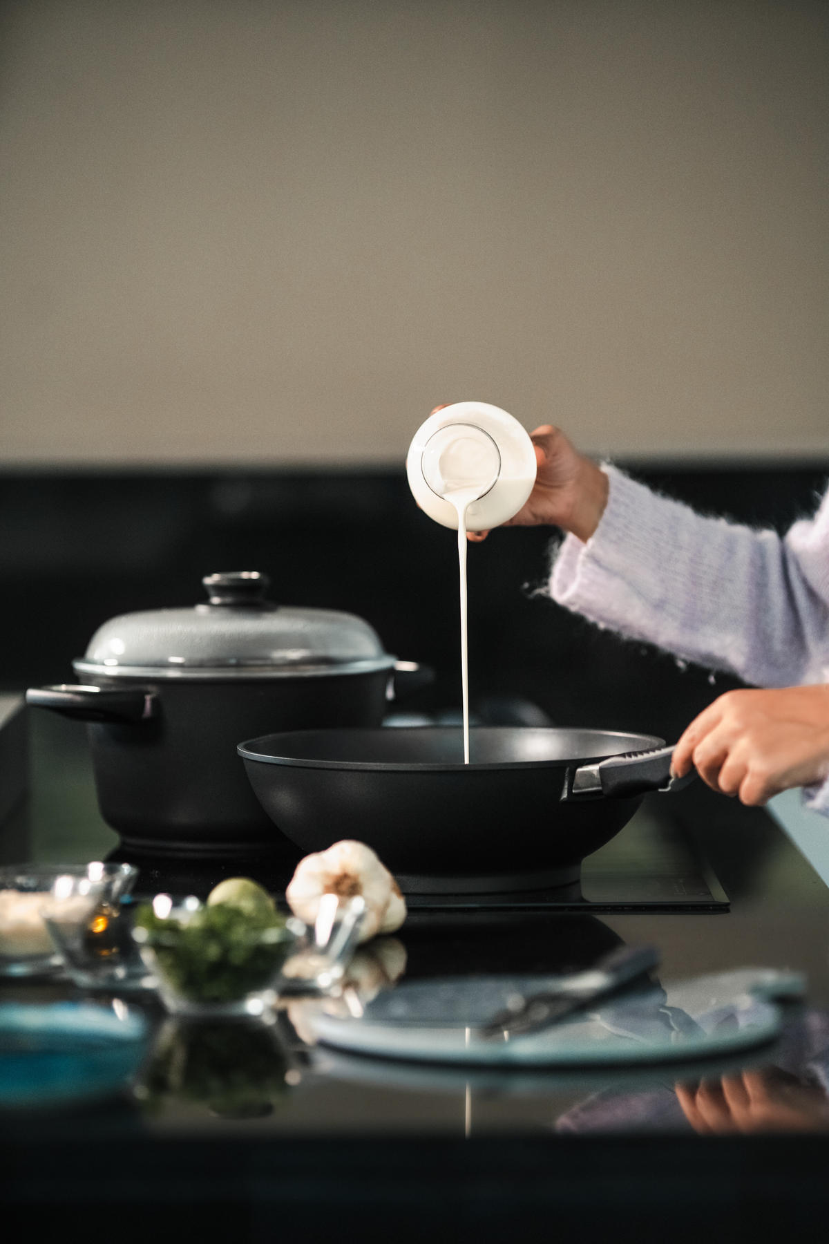 WOK ⌀30cm - Schwarz, Kunststoff/Metall (30cm) - Gastrolux