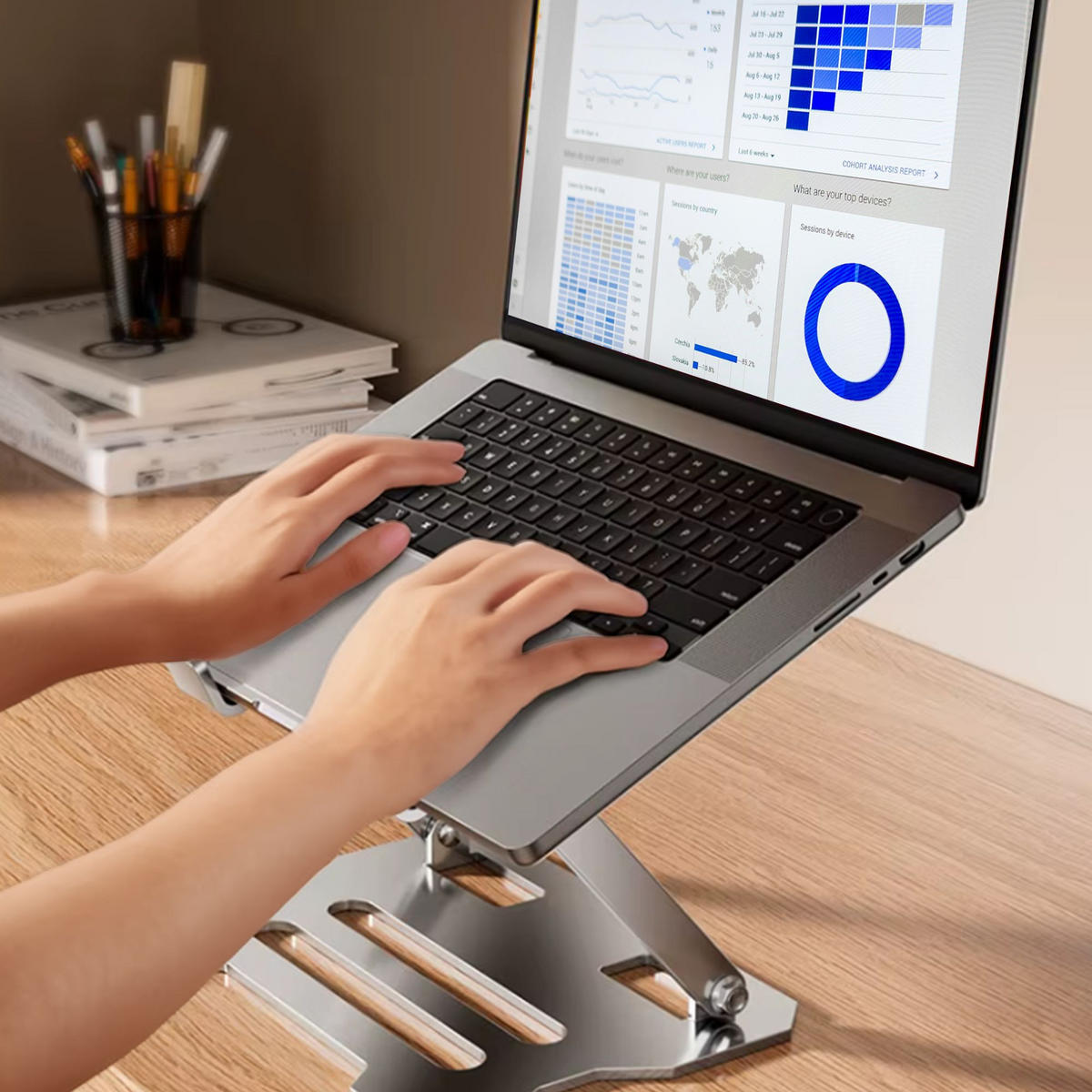 STÄNDER Laptop Höhenverstellbar - Silberfarben, Metall (25/21.5/25cm) - KRUMAD