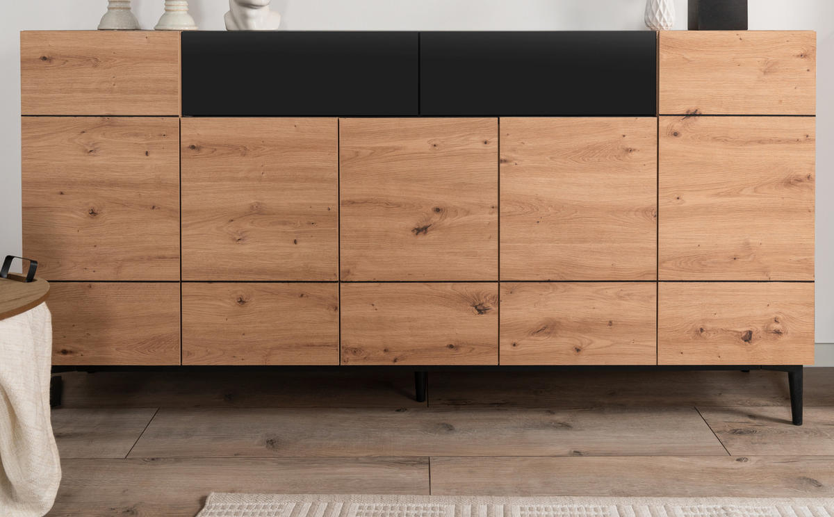 SIDEBOARD Eiche Artisan, schwarz 180 cm, Kommode 5-türig, viel Stauraum - Schwarz/Eiche Artisan, Holzwerkstoff (180/90/42cm) - Furn.Design