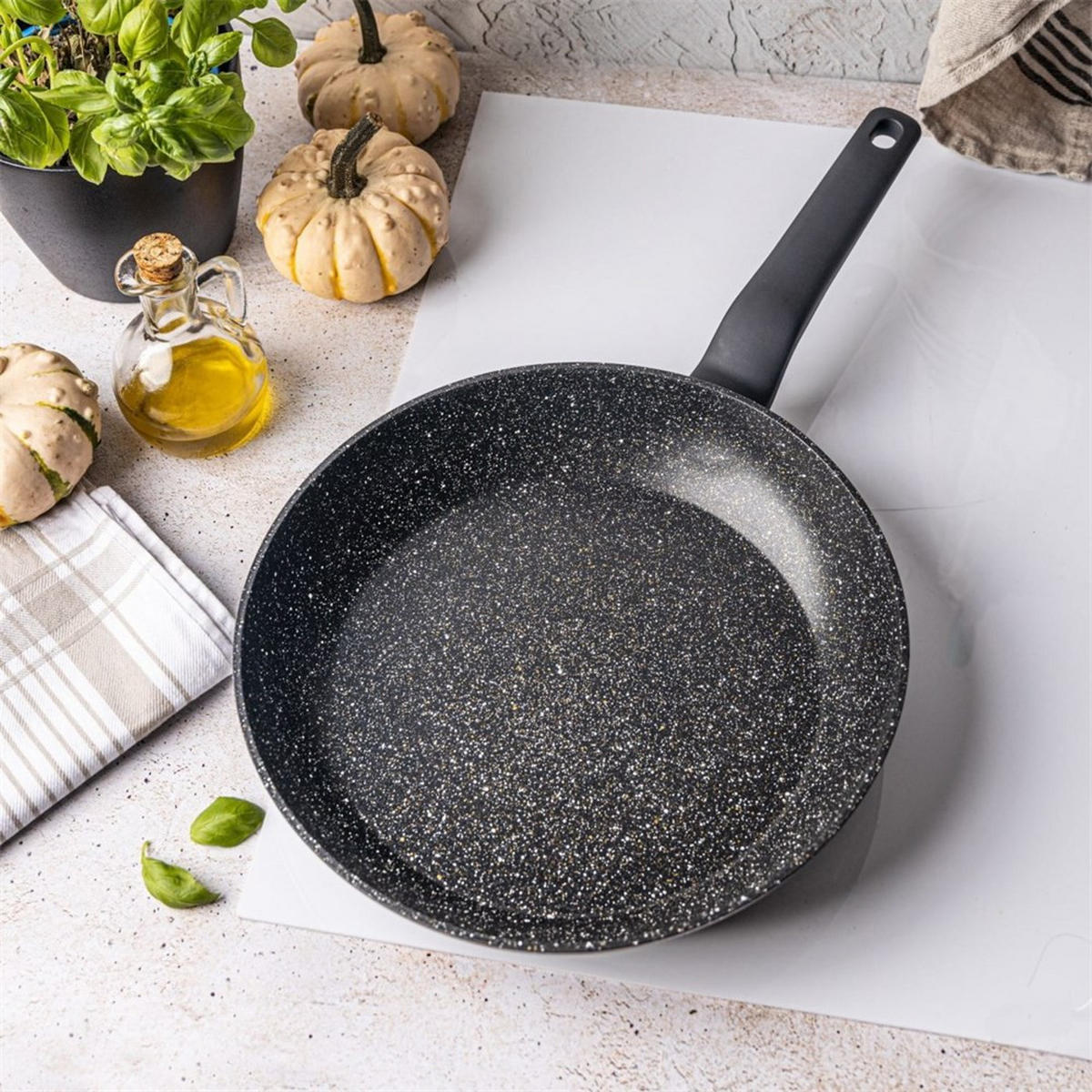 BRATPFANNE mit Marmorbeschichtung 28cm KB7665 - Schwarz, Metall (28cm) - Klausberg 