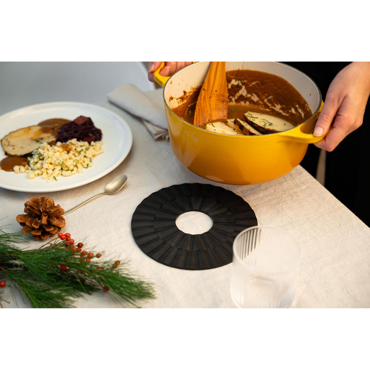 UNTERSETZER Rund, Duracore, Schwarz, Ø 20 cm - Schwarz, Holz (20/1/20cm) - Continenta