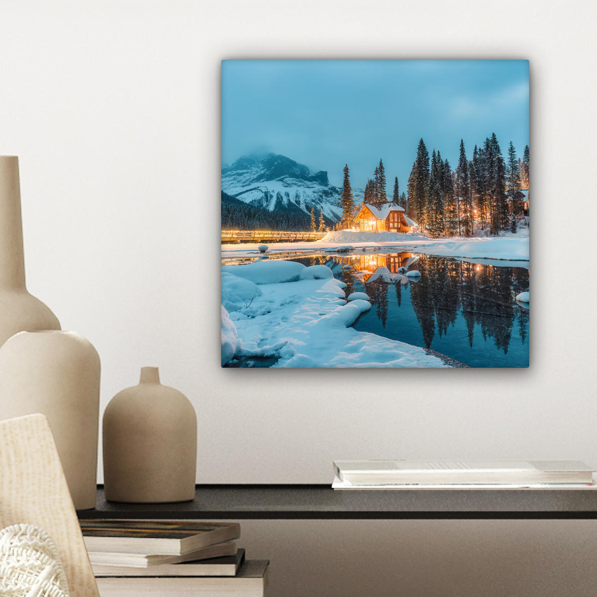 LEINWANDBILD Winterlandschaft - Natur - Haus - Berge - Schnee Deko Wohnzimmer 20x20 cm - Hellblau, Textil (20/20cm) - MuchoWow