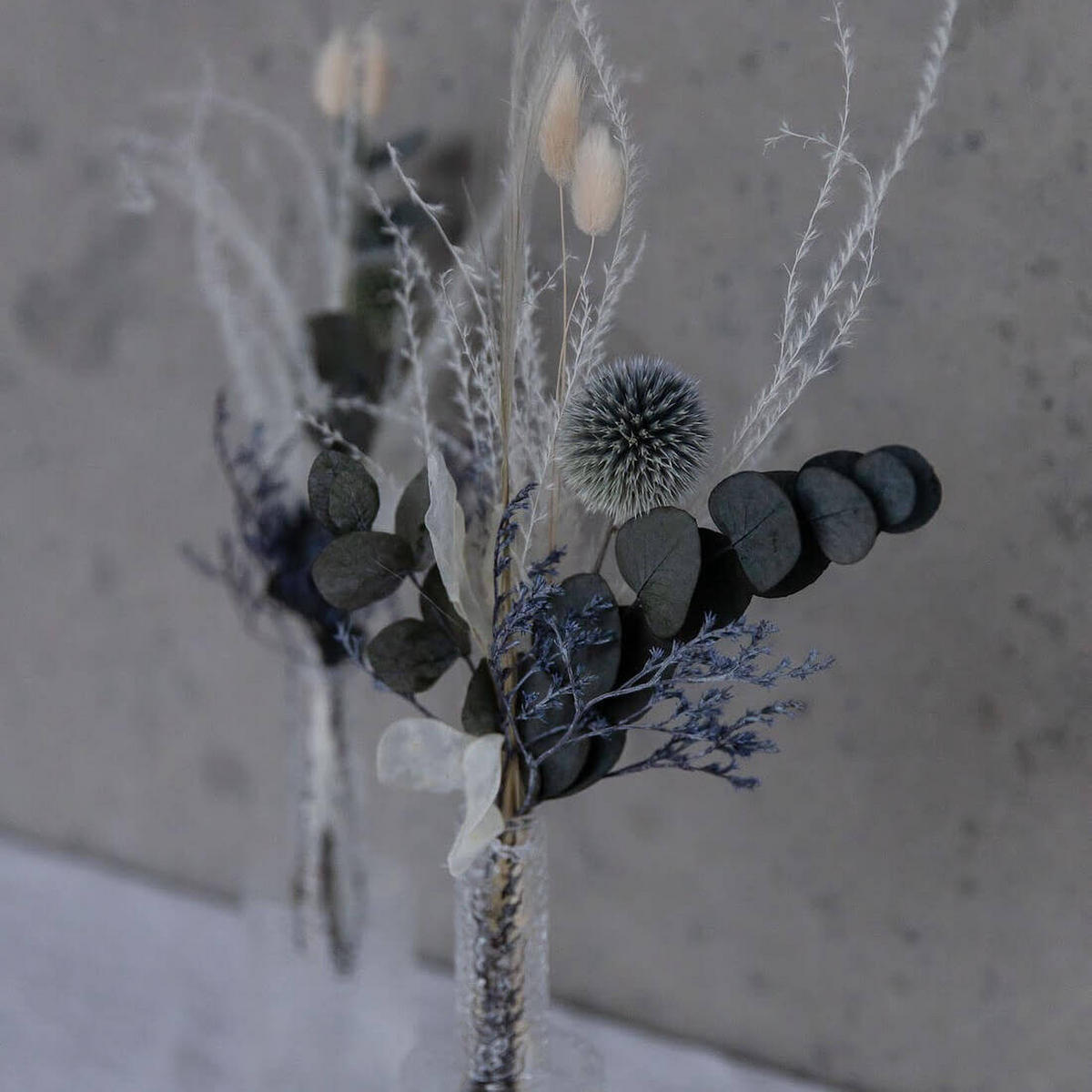 TROCKENBLUMENSTRAUSS Mini Tischdeko Eukalyptus blau - mit Hortensie / blau - Blau, Naturmaterialien (30cm) - Lykke & You