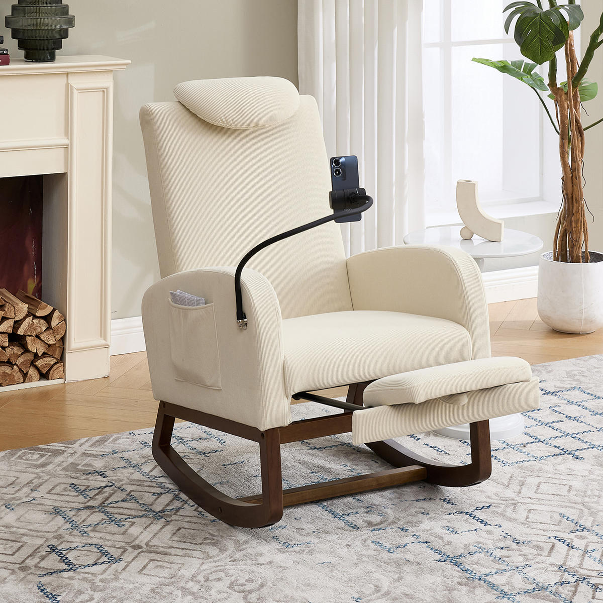 SCHAUKELSTUHL mit hoher Rückenlehne und Kopfstütze, ausziehbare Fußstütze/Handyhalterung – Beige - Beige, Holz/Textil (88/99/65cm) - KOMHTOM