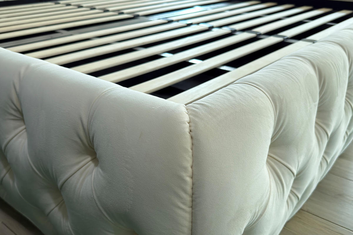POLSTERBETT BERTINI Cremeweiß Velvet - Creme/Weiß, Textil (200/200cm) - KAWOLA